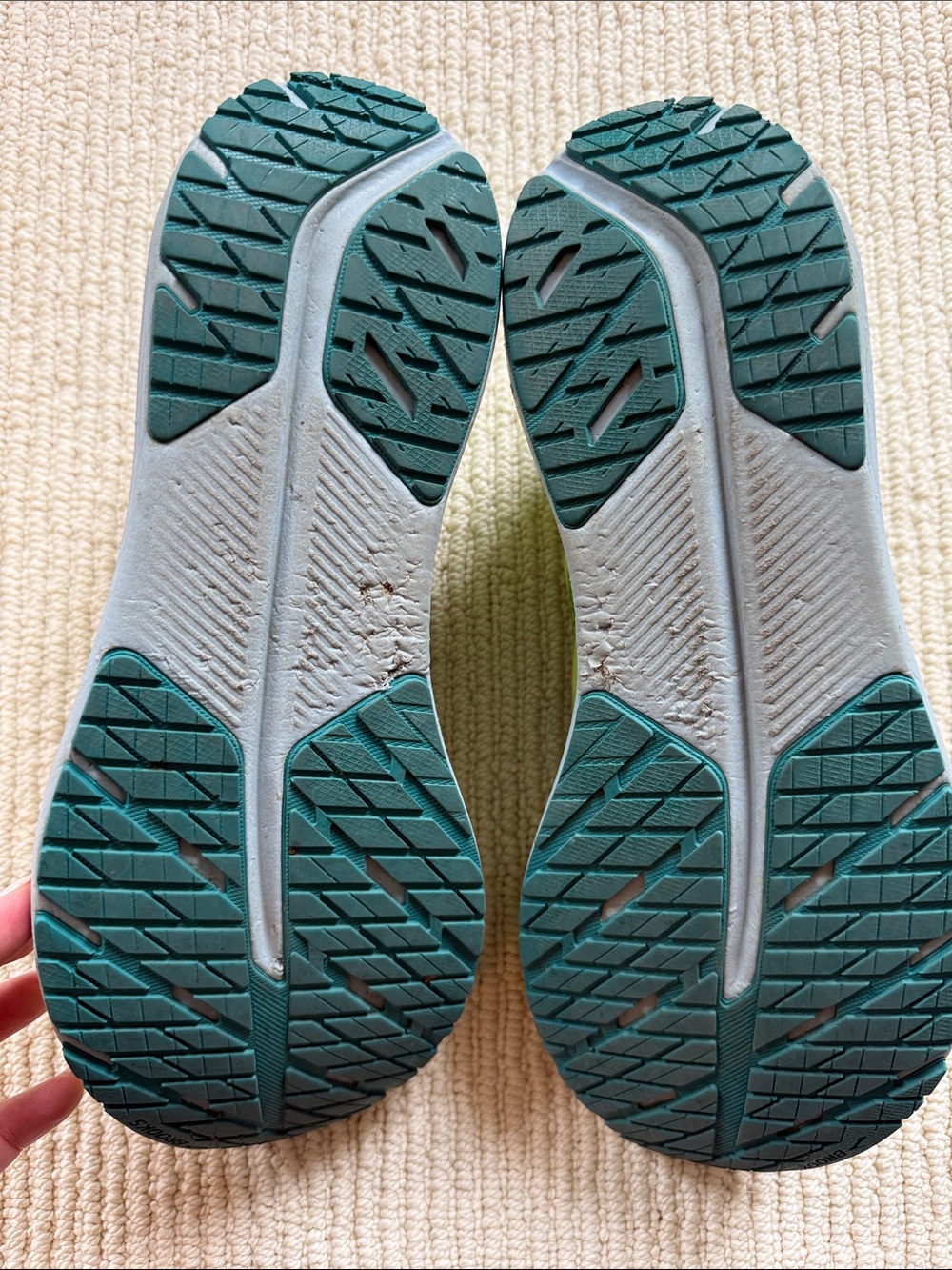 Brooks Hyperion Tempo neon green sneakers - Picture 4 of 6